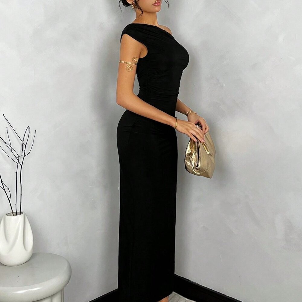 Black Elegant Women's Asymmetrical Neck Ruched Bodycon Dress - Picture 3 of 5